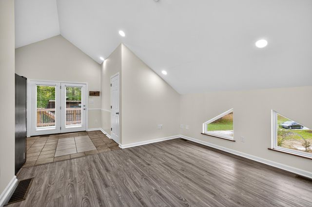 269 Gravel Lick Branch Road, Waco, KY 40385