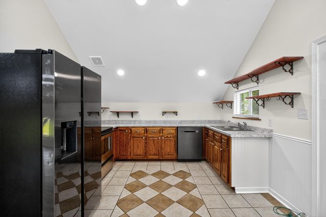 269 Gravel Lick Branch Road, Waco, KY 40385