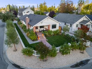 203 Santa Clara Avenue, Redwood City, CA 94061