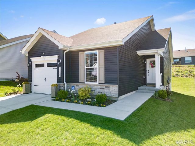 1016 Black Bear Drive, House Springs, MO 63051