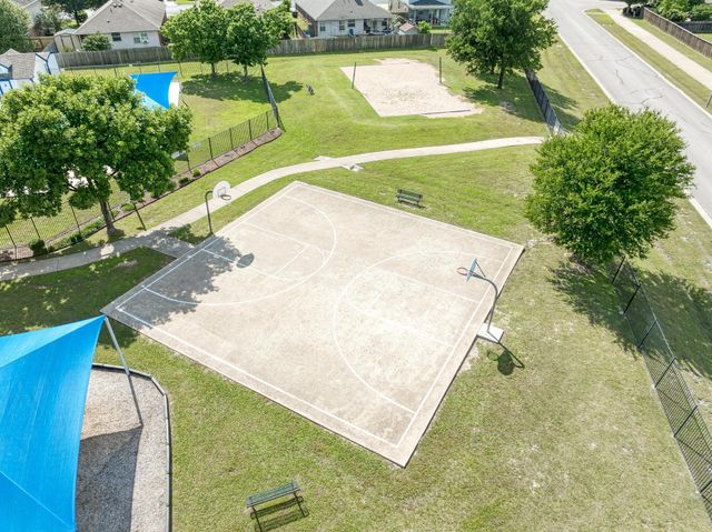 311 Creek Ledge DR, Hutto, TX 78634