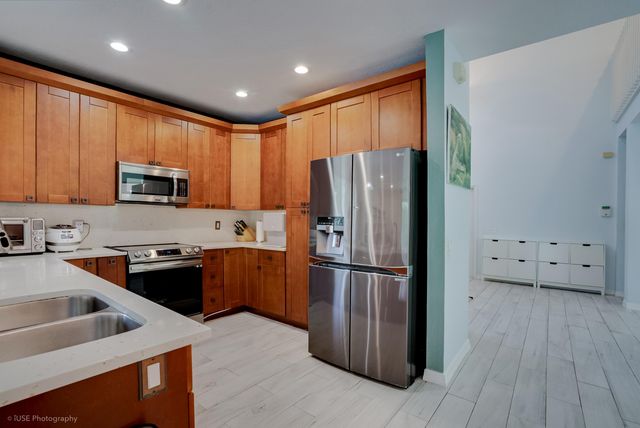 627 Conservation Drive, Weston, FL 33327