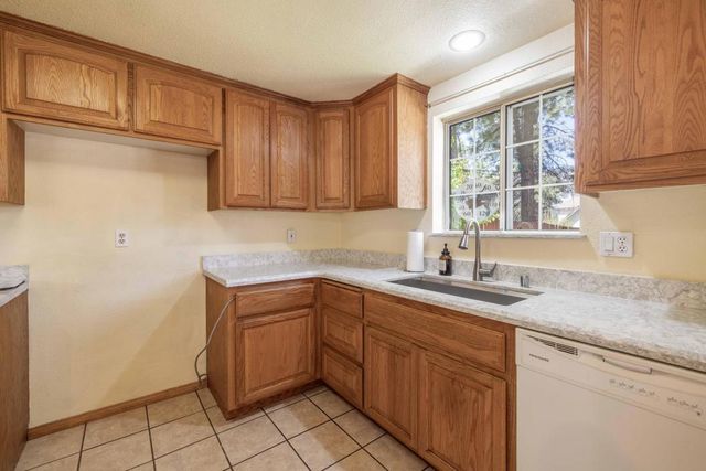 604 E Meadow Lane, Big Bear, CA 92314