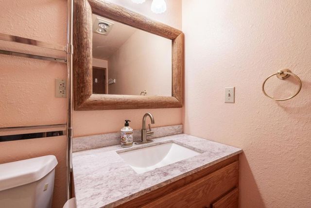 604 E Meadow Lane, Big Bear, CA 92314