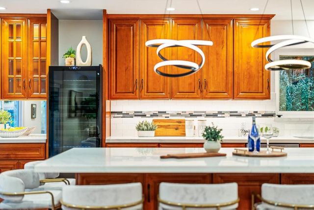 344 W Oakwood Boulevard, Redwood City, CA 94061