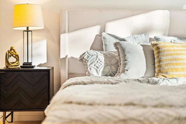 344 W Oakwood Boulevard, Redwood City, CA 94061