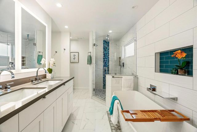 344 W Oakwood Boulevard, Redwood City, CA 94061