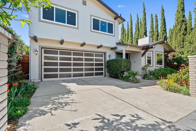 344 W Oakwood Boulevard, Redwood City, CA 94061