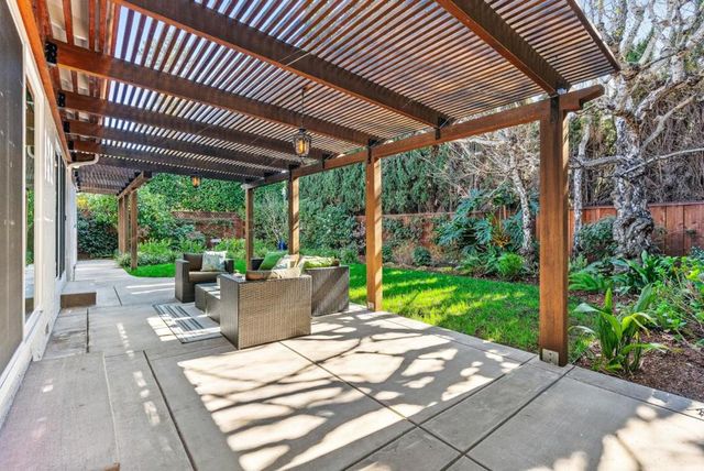 344 W Oakwood Boulevard, Redwood City, CA 94061