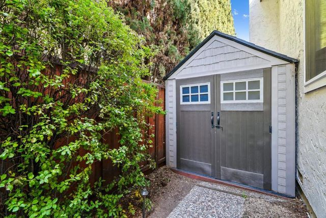 344 W Oakwood Boulevard, Redwood City, CA 94061