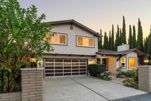 344 W Oakwood Boulevard, Redwood City, CA 94061