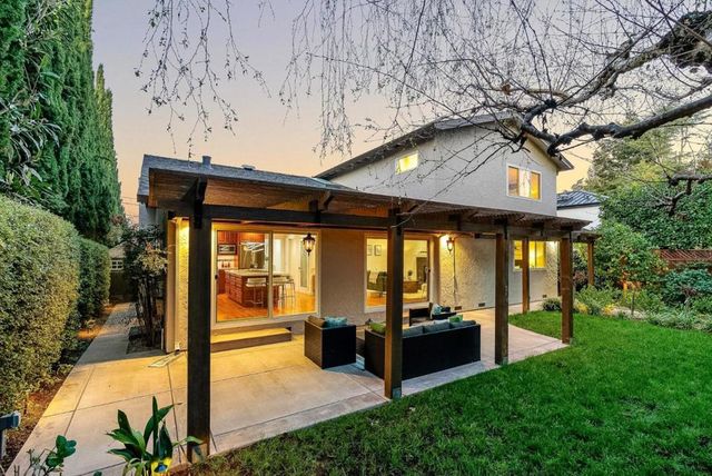 344 W Oakwood Boulevard, Redwood City, CA 94061