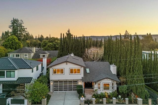 344 W Oakwood Boulevard, Redwood City, CA 94061