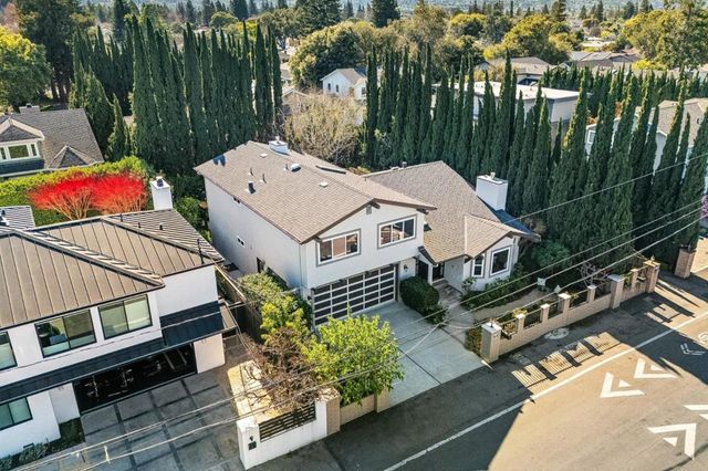 344 W Oakwood Boulevard, Redwood City, CA 94061