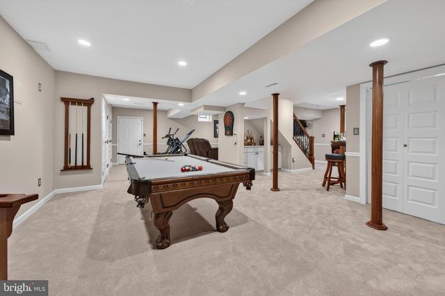 55 PARRY DR, Hainesport, NJ 08036