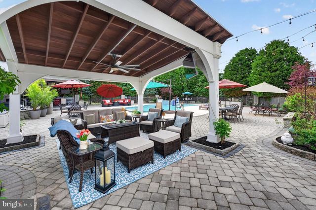 55 PARRY DR, Hainesport, NJ 08036
