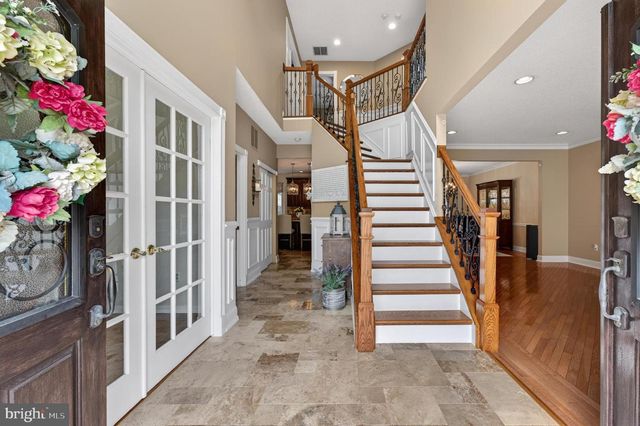 55 PARRY DR, Hainesport, NJ 08036