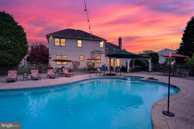 55 PARRY DR, Hainesport, NJ 08036