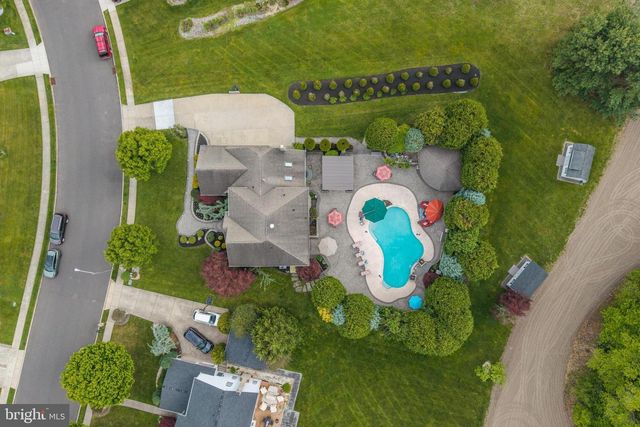 55 PARRY DR, Hainesport, NJ 08036