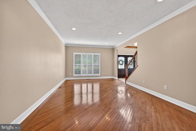 55 PARRY DR, Hainesport, NJ 08036