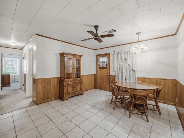 1313 Crestridge Street, Ennis, TX 75119