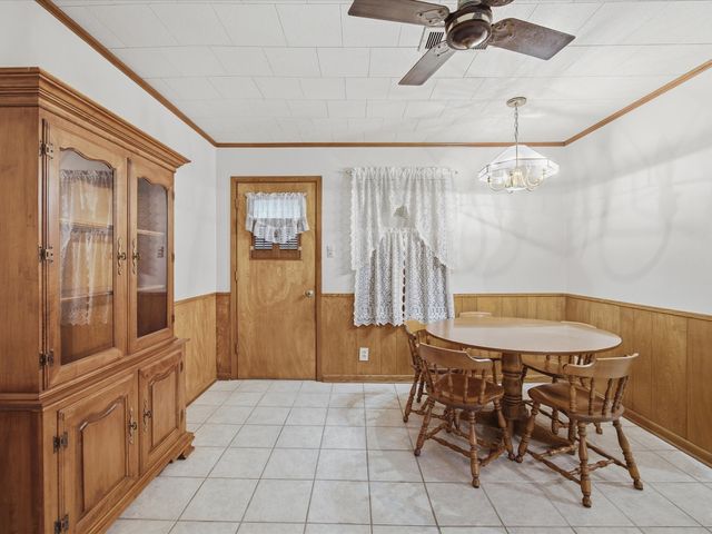1313 Crestridge Street, Ennis, TX 75119