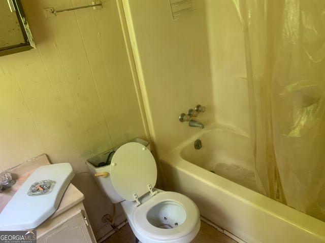 5897 Leone Drive W, Macon, GA 31206