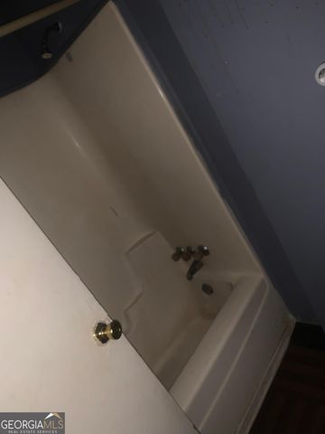 5897 Leone Drive W, Macon, GA 31206