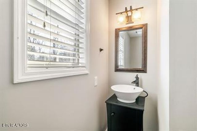 11306 Sonja Drive, Knoxville, TN 37934