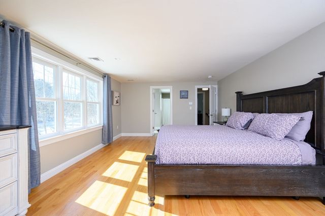 70 River Rd, Hanover, MA 02339