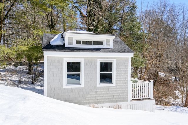 70 River Rd, Hanover, MA 02339