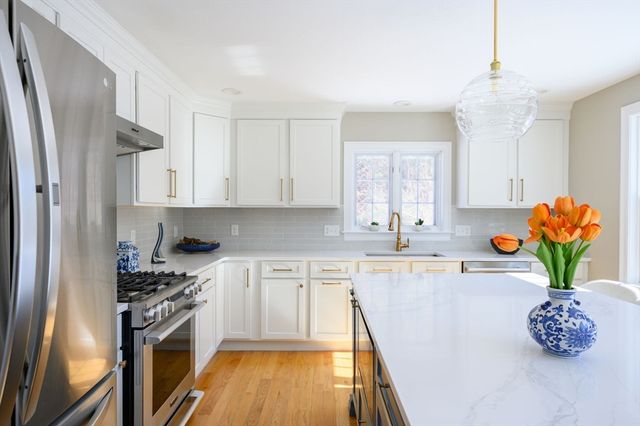 70 River Rd, Hanover, MA 02339