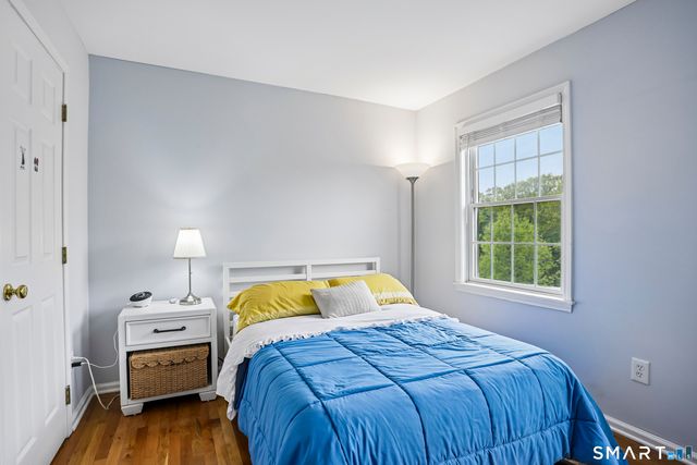 55 Waterford Lane 2, Stamford, CT 06905