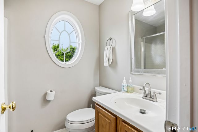 55 Waterford Lane 2, Stamford, CT 06905