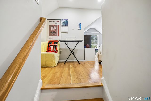 55 Waterford Lane 2, Stamford, CT 06905
