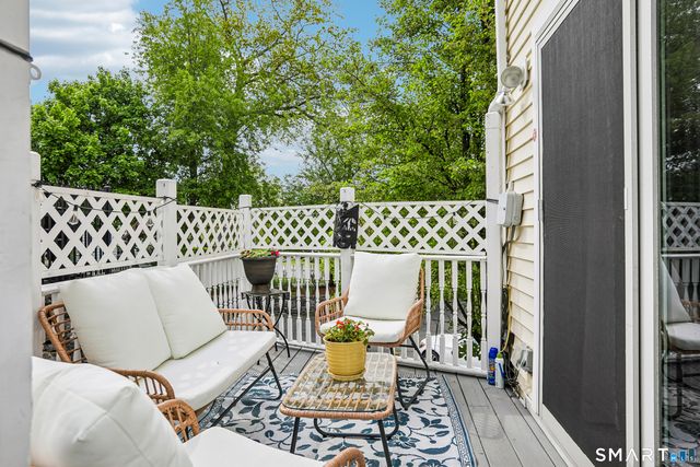55 Waterford Lane 2, Stamford, CT 06905