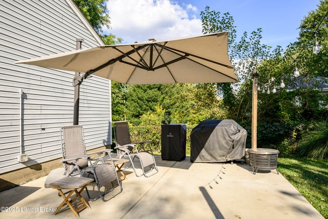 515 N Watterson Trail, Louisville, KY 40243