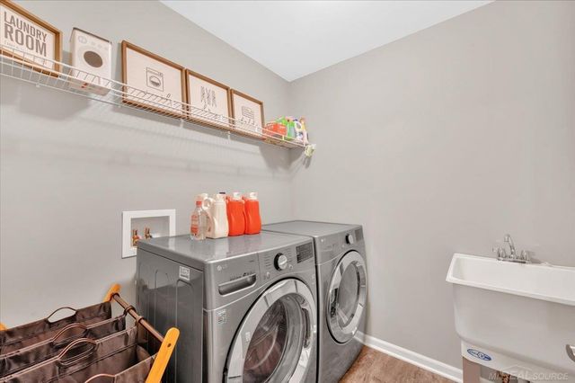 51341 Mayfield Drive, New Baltimore, MI 48047