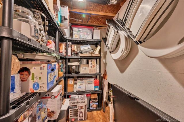 51341 Mayfield Drive, New Baltimore, MI 48047