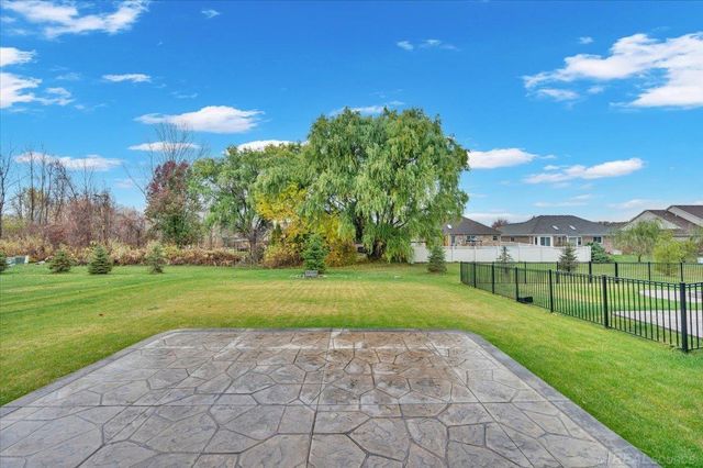 51341 Mayfield Drive, New Baltimore, MI 48047