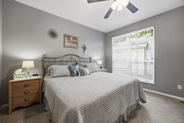 1125 Forest Glen Court SE, Cedar Rapids, IA 52403