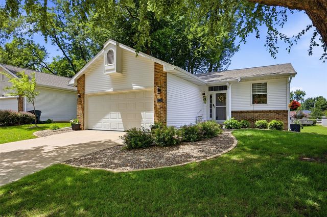 1125 Forest Glen Court SE, Cedar Rapids, IA 52403