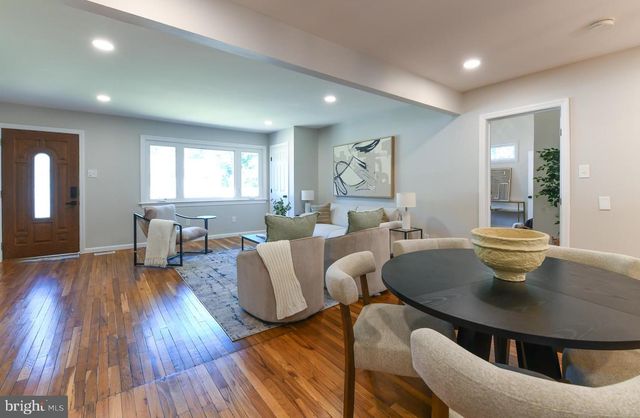 341 LARCH AVE, West Berlin, NJ 08091