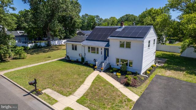 341 LARCH AVE, West Berlin, NJ 08091