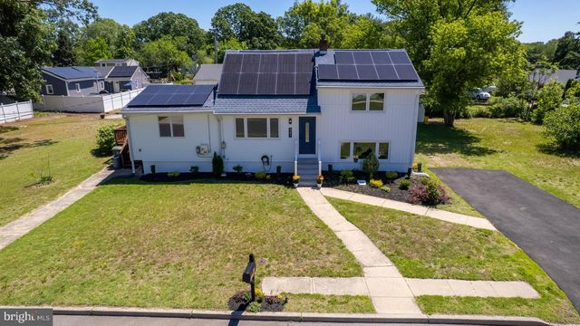 341 LARCH AVE, West Berlin, NJ 08091