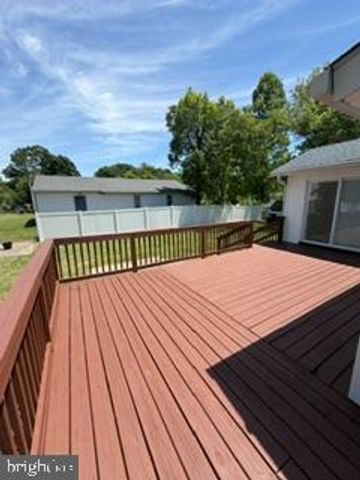 341 LARCH AVE, West Berlin, NJ 08091