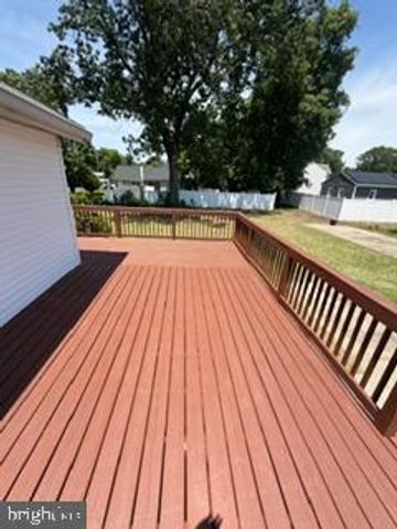 341 LARCH AVE, West Berlin, NJ 08091