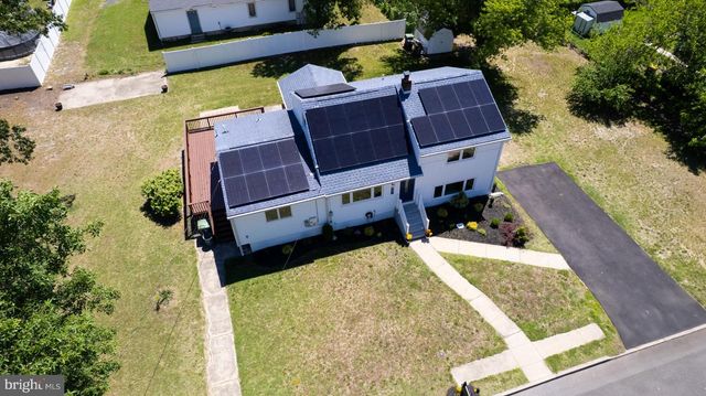 341 LARCH AVE, West Berlin, NJ 08091