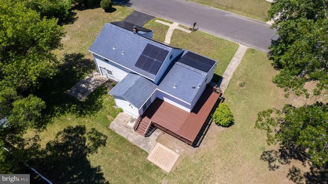 341 LARCH AVE, West Berlin, NJ 08091