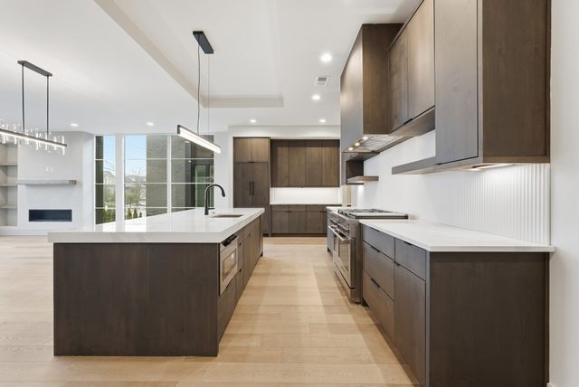 3718 West End Ave Unit 1, Nashville, TN 37205